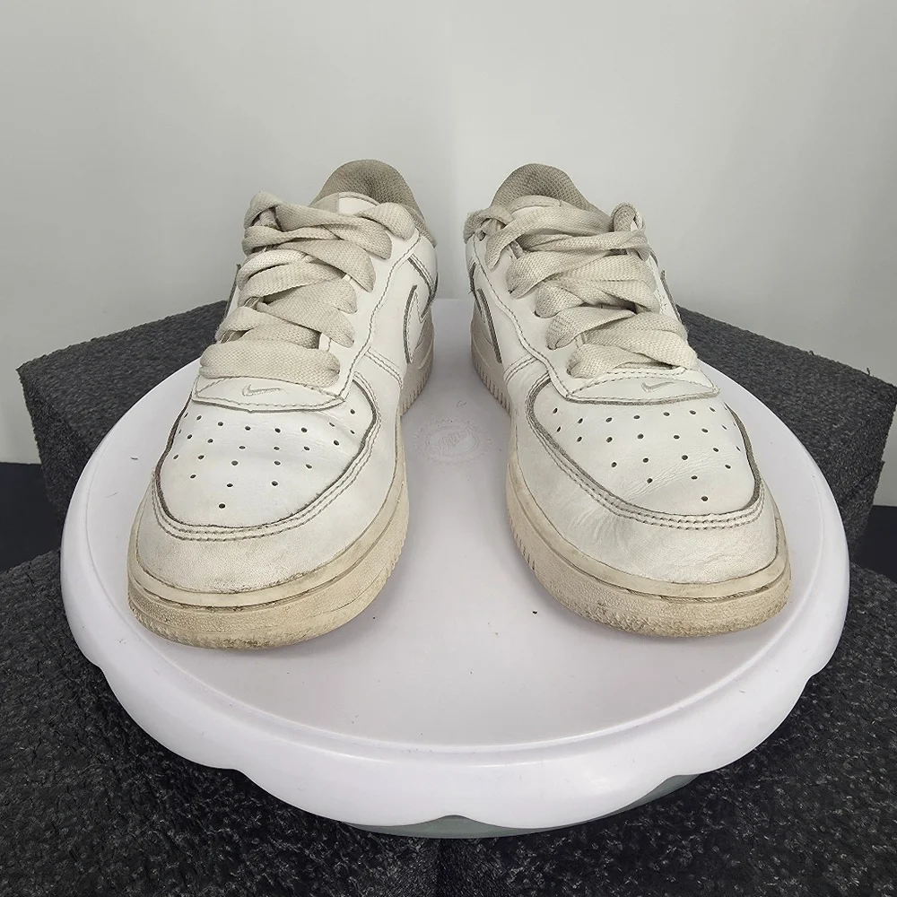 Nike Air Force 1 Low LE Triple White PS DH2925-111 Youth Size 2Y Shoes